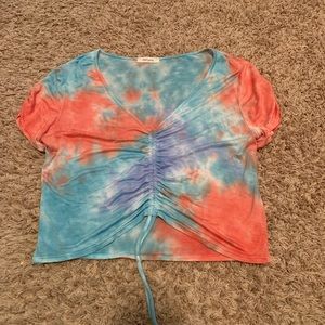 Rainbow sinched top